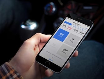 Digitaler Fahrtenschreiber und Fahrerstunden